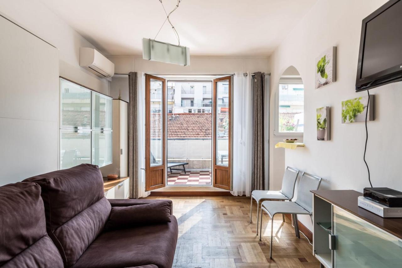 Studio With 12m2 Terrace In Apartment