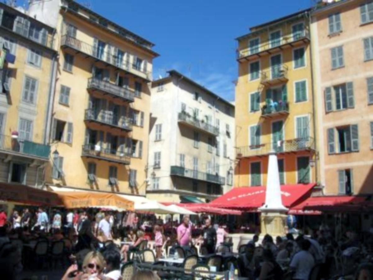 Apartment Climatise Dans Bourgeoise *