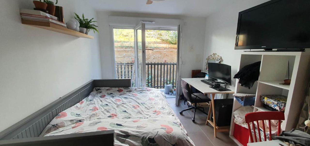 A 10 Min A Pied De La Plage De Apartment *