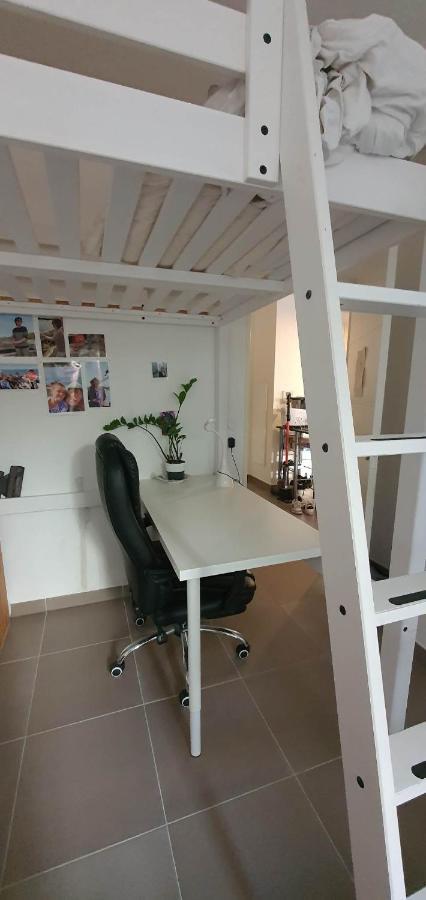 A 10 Min A Pied De La De * Nice