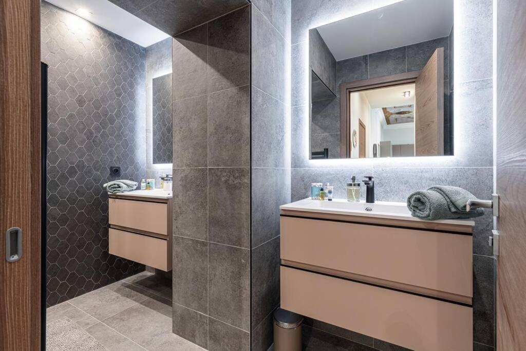 Philibert - Traditional Apart With Historical Fresco Apartamento Nice