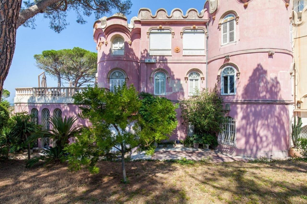 Villa Chateau Des - Five Stars House