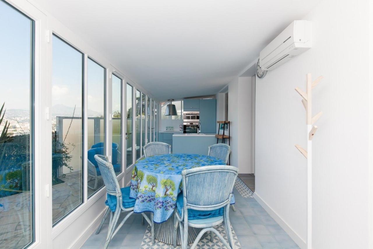 Chateau Des - Five Stars House *