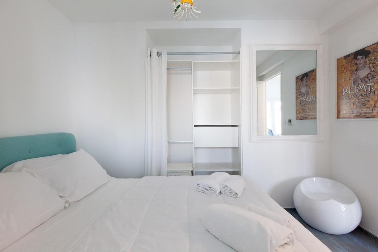 Villa Chateau Des - Five Stars House *