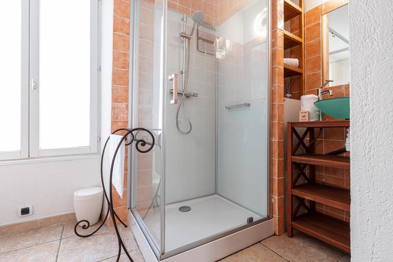 1 Bedroom In Port Apartment *