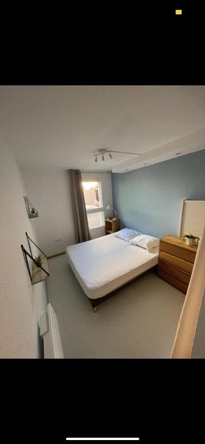 Apartment T3 Collines Nicoises Au Calme Avec Stationnement Privatif
