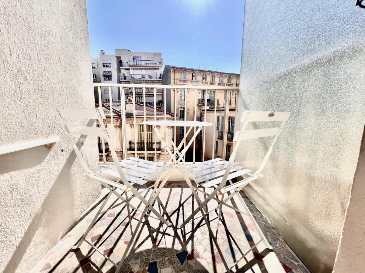 Riviera: Quiet With Ac And Terrace In Carré D'or 3* Nice