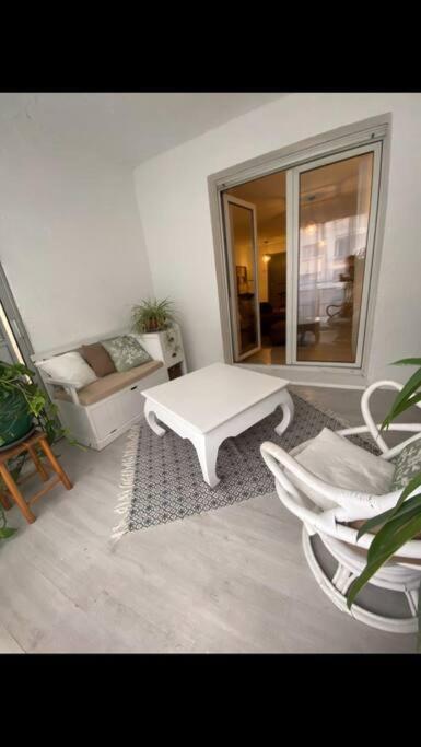 Apartment Superbe Avec Piscine L'ete