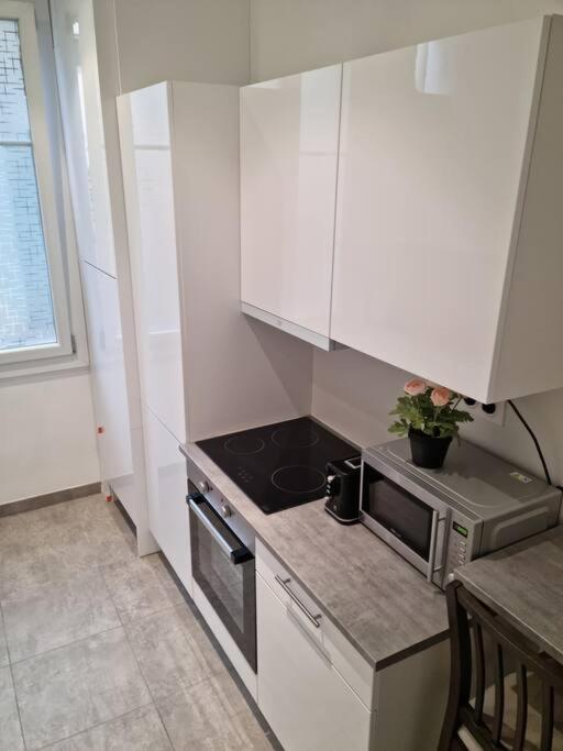 2 Pieces Apartment Nice