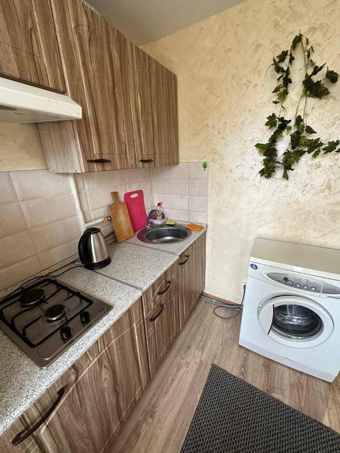 Parallel Circus Apartment