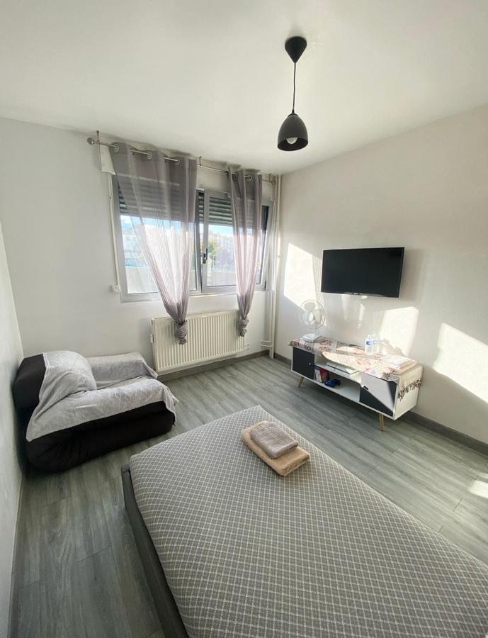 Nouveau ! Cosy 2 Pieces A 10 Min De La Promenade Des ! Homestay