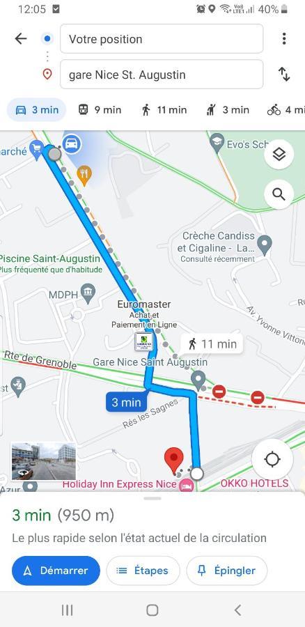 Apartment Renove 2023 Proche Aeroport 5min, Gare Sncf 2 Min, Tramway Au Pied De L'immeuble , Parking Possible, Renovated 2023 Near The Airport 5 Min, Train Station 2 Min, Tram Next To The Building 1 Min, Parking Possible *