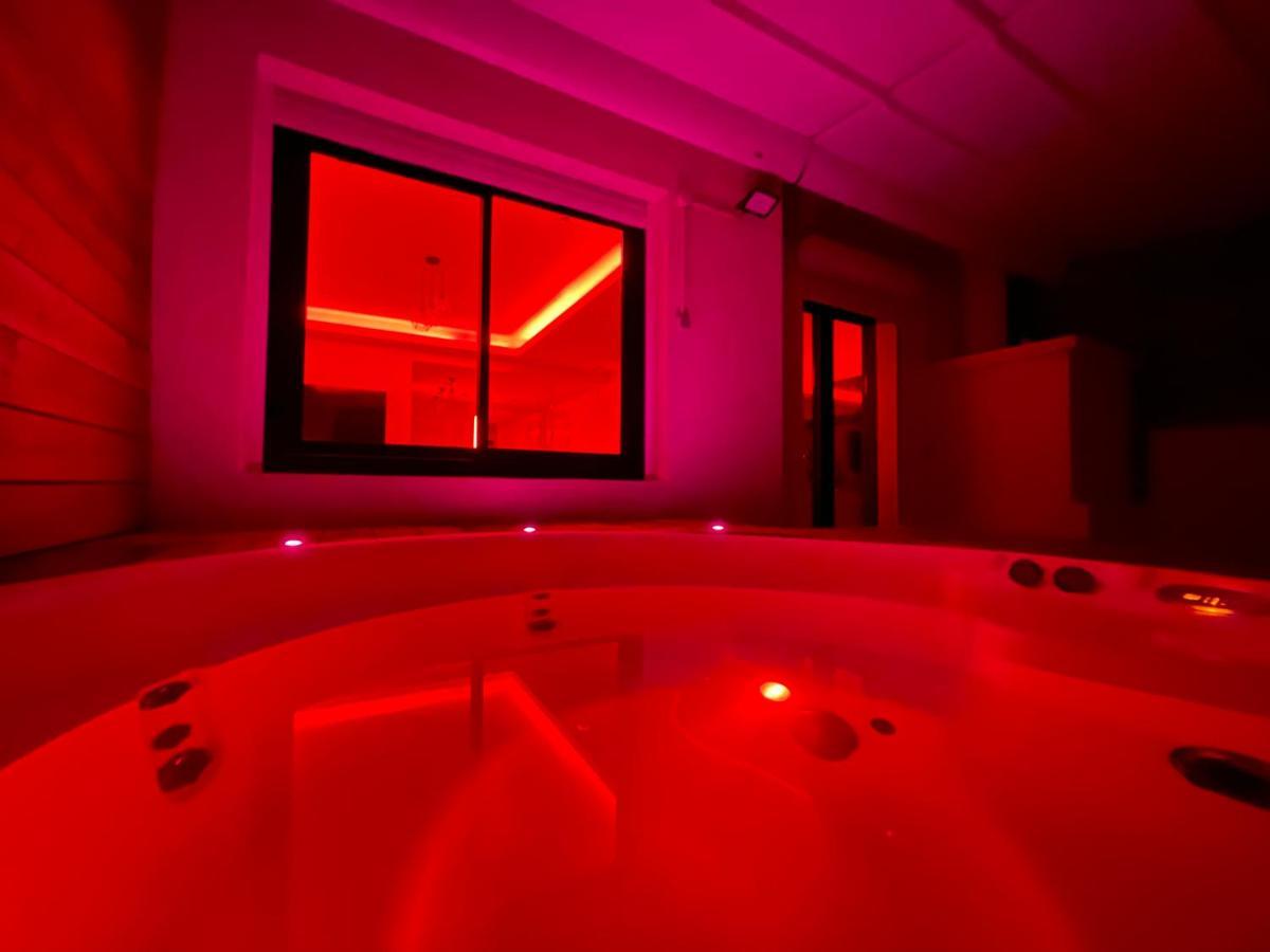 Loft Romantique Spa Apartment