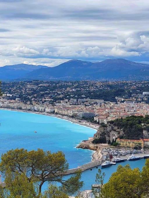 Nice, 100m Sea, 1 Bedroom, Promenade Des Anglais Apartment *