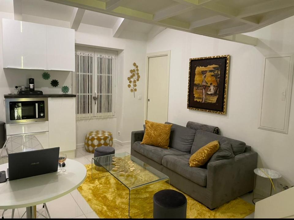 Appartement Studio Centre Proche *