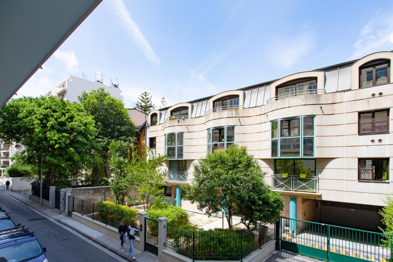 Beautiful , 3 Min Walk , Free Parking, Near Negresco Apartment Nice