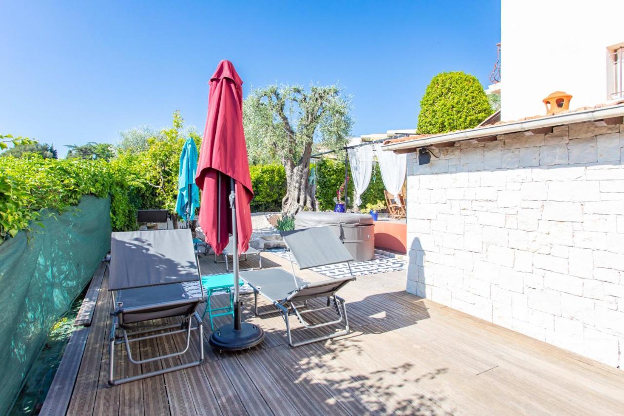 Beautiful In A Peaceful Location In Villa Nice
