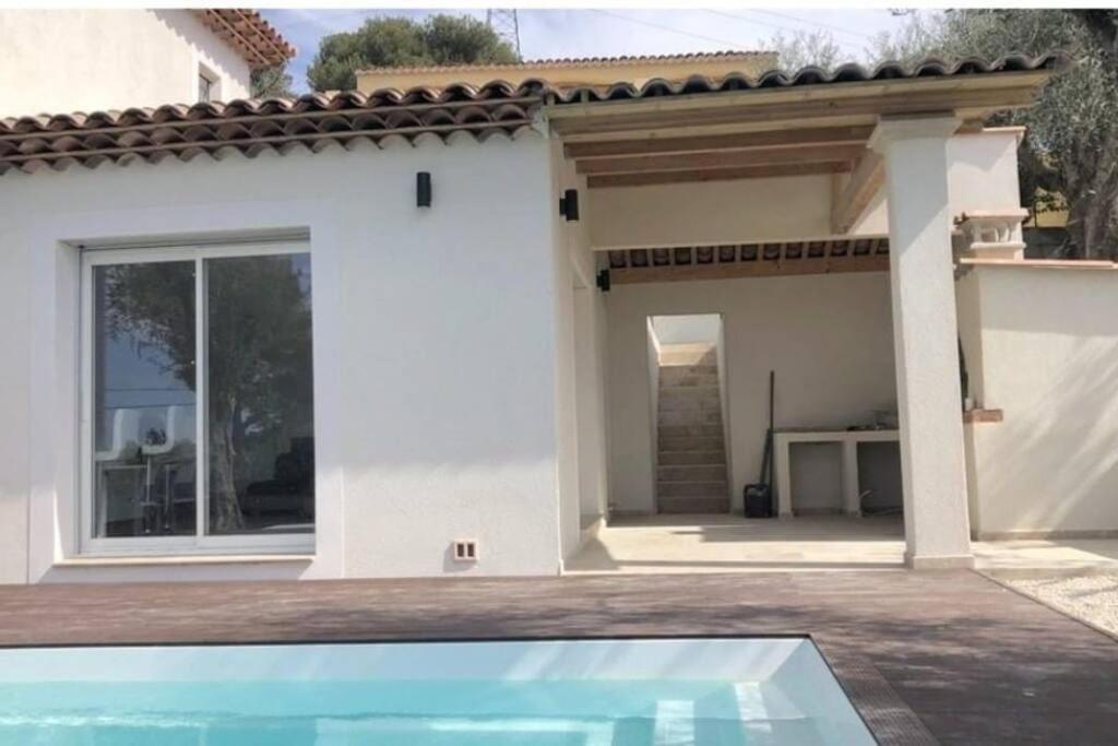 Villa Nice, Magnifique Vue Avec Piscine
