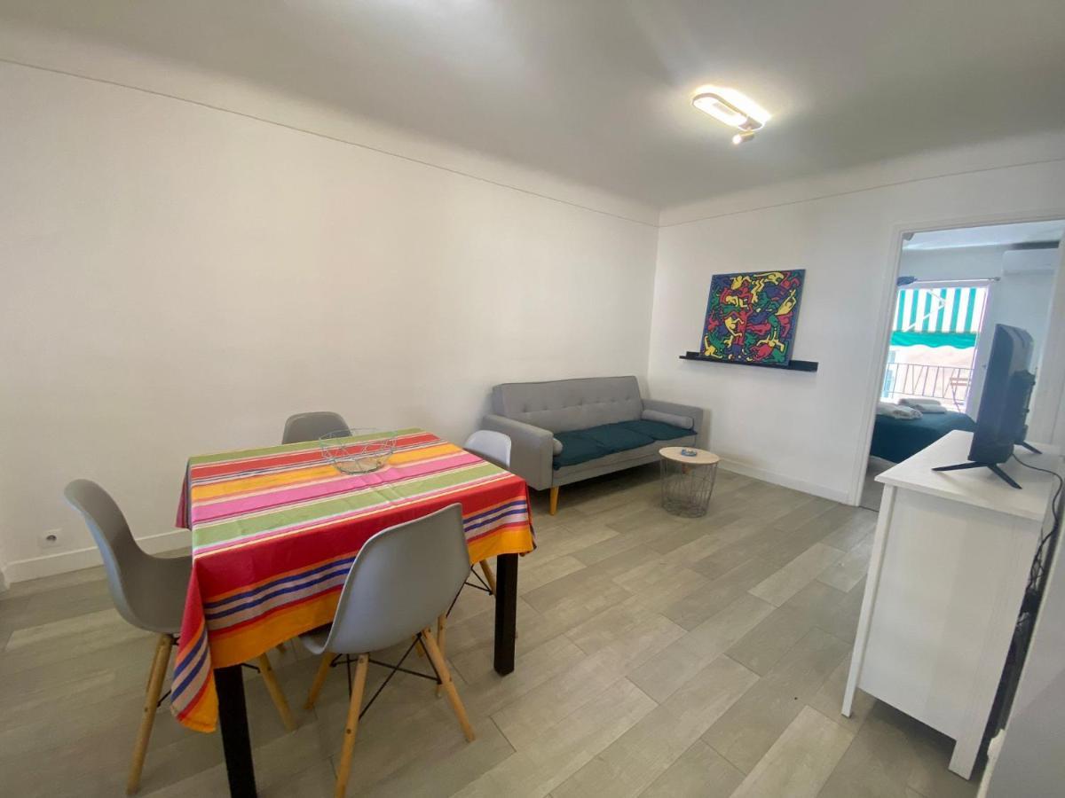 Gloria Five Stars House Nice