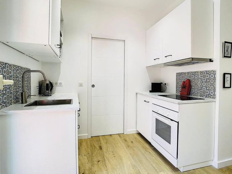 Apartment Terrasse Proche Port Et Plages De Nice