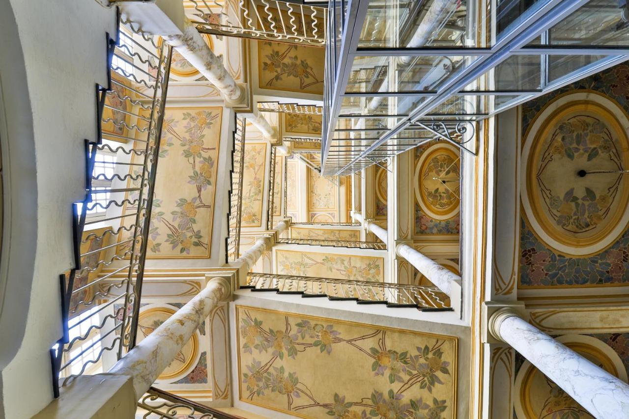 Palais Hongran De Fiana Apartment