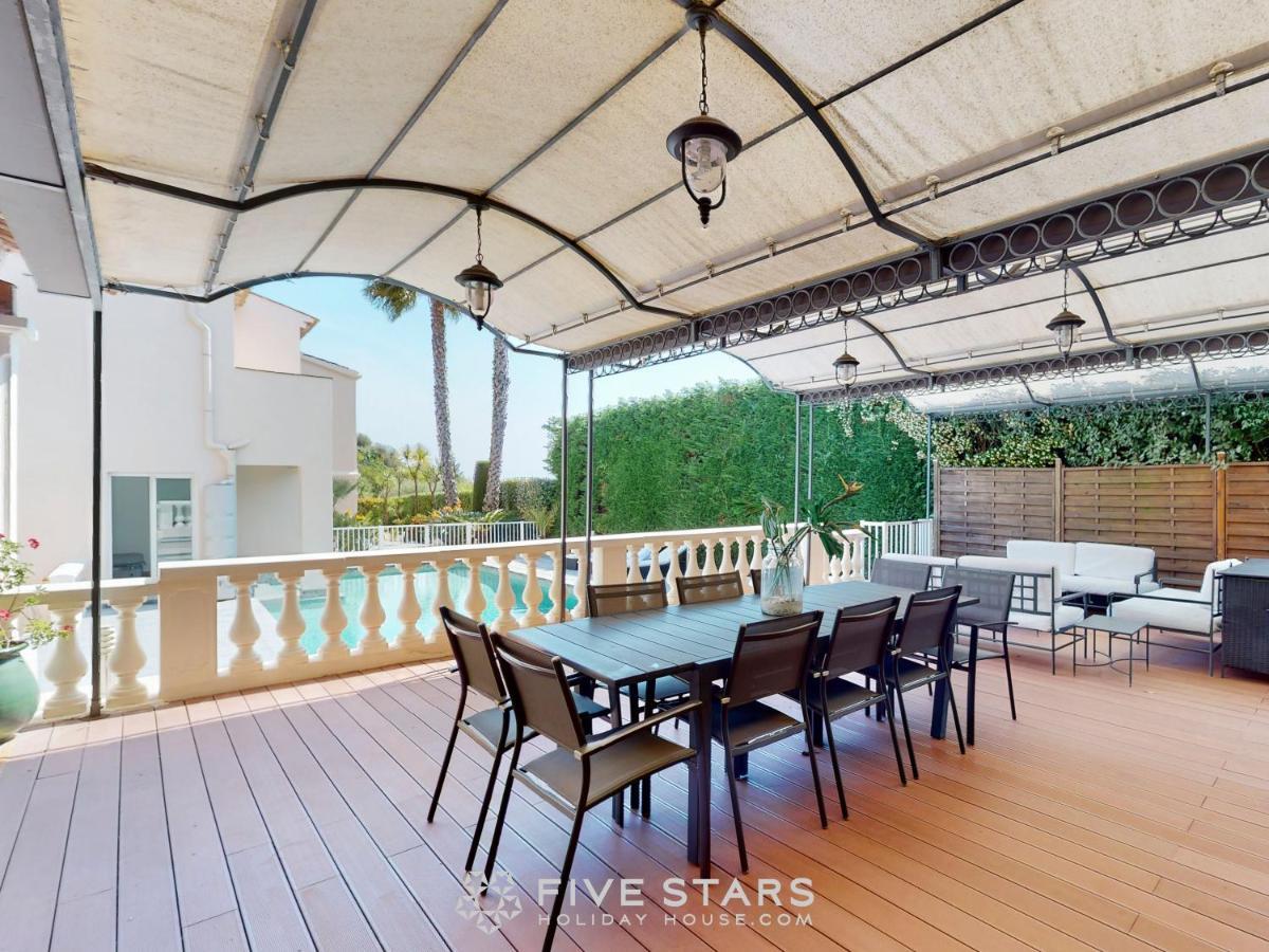 Elise Five Stars Holiday House *