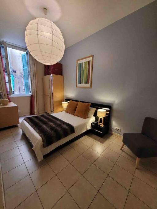 Vieux Vibrant Apartamento Nice