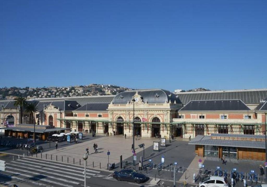 Renting - Paganini - New Lovely Cosy Flat In Heart Of Nice