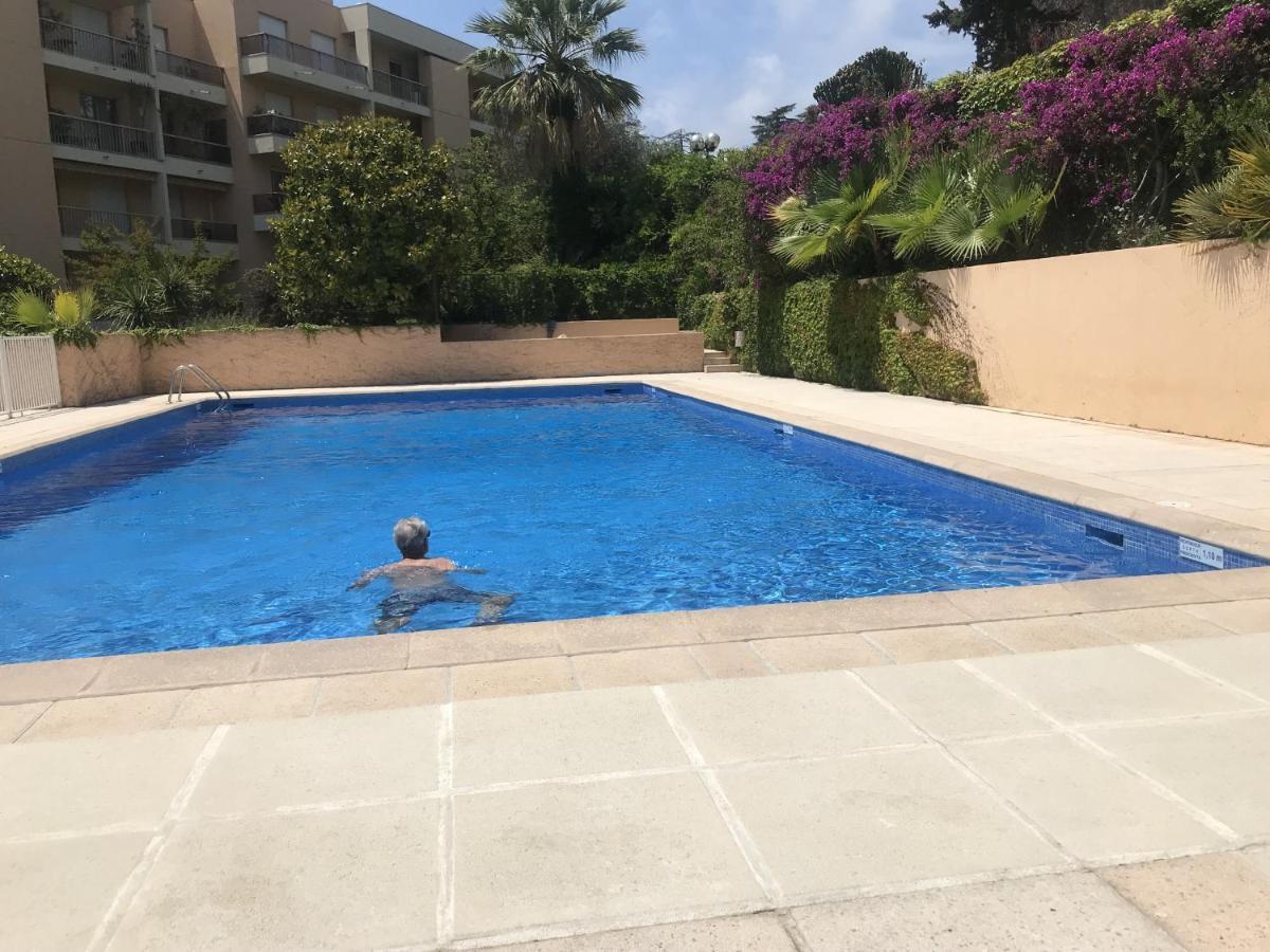 Happyfew Sainte Anne Apartment