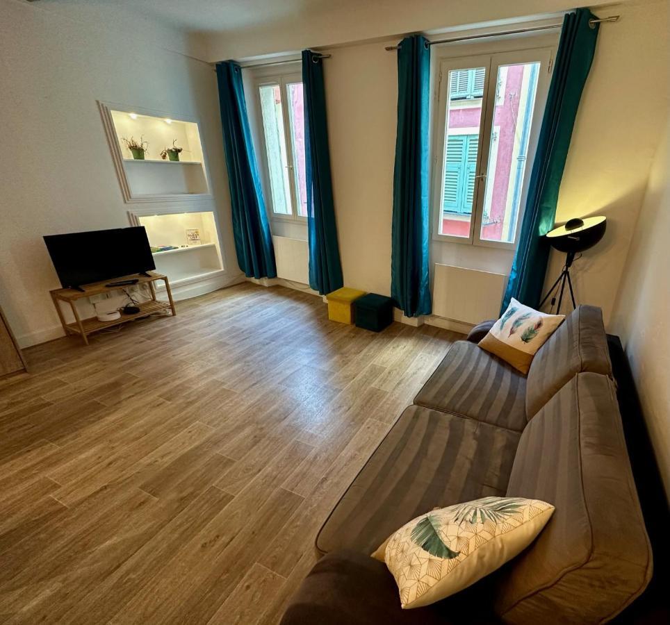 Romantique - Neaspace Vieux Apartment