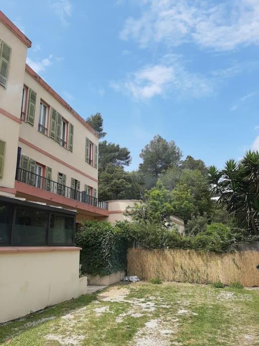 Holiday home Jardin Piscine *