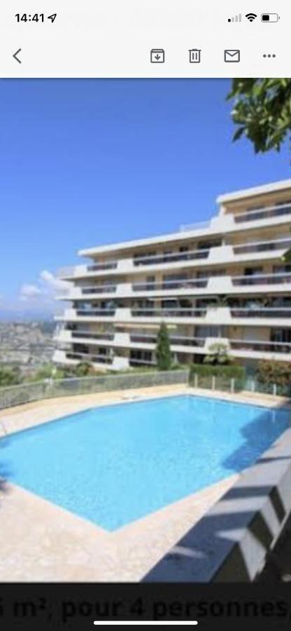 Superbe 2 Pieces Avec Vue Piscine * Nice