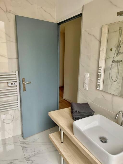 Ultra Central, Air Conditionned, Very Quiet! Apartment *