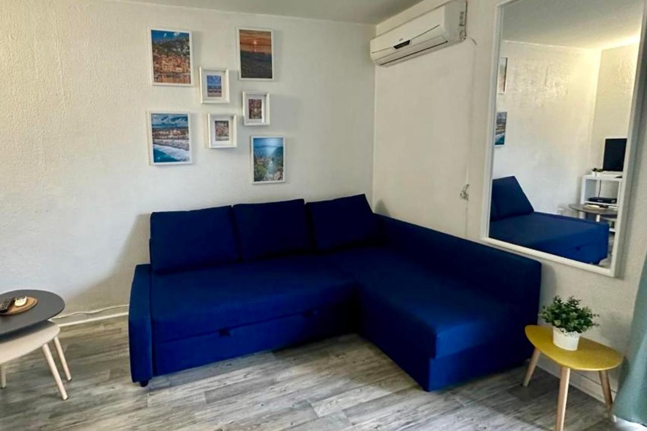 Apartment Bright Studio With Balcony At The Foot Of The Sea *