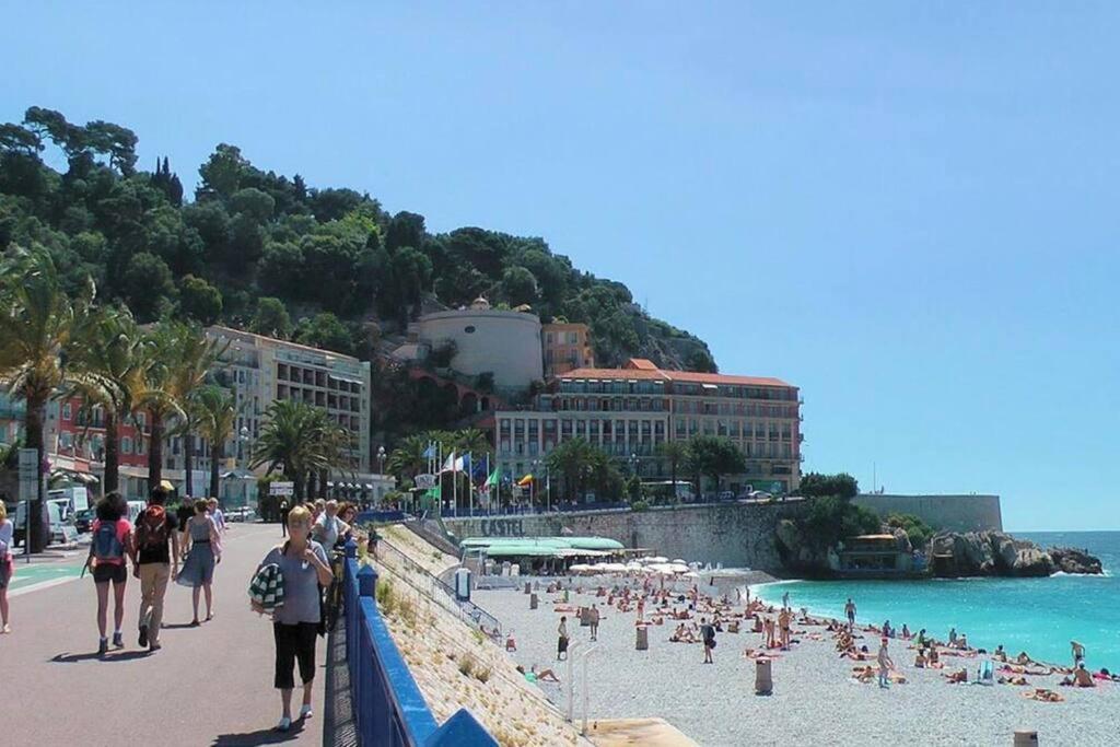 A Louer Au Coeur Du Carre Dor A Nice, Rue Dalpozzo A 150 Metres Des Plages * Nice