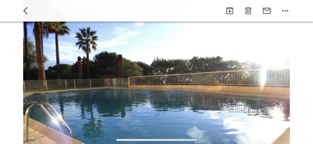 Superbe 2 Pieces Avec Vue Piscine Nice