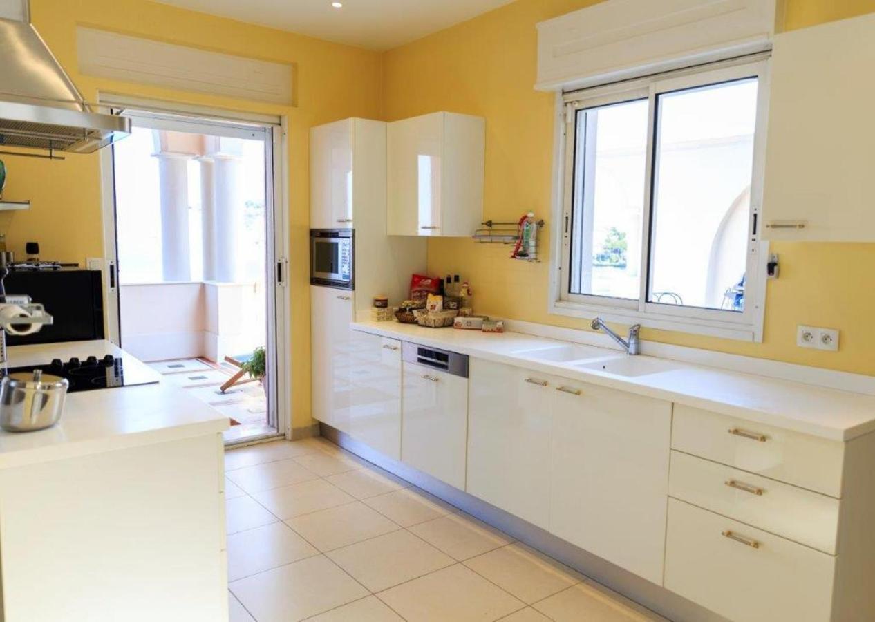 Le Cap De Vi4150 By Riviera Homes *