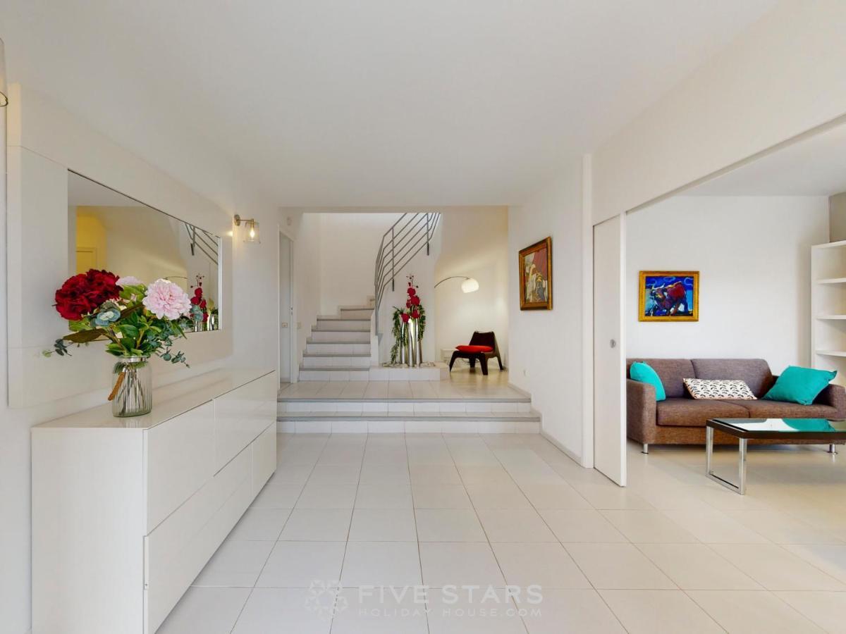 Elise Five Stars Holiday House Villa *