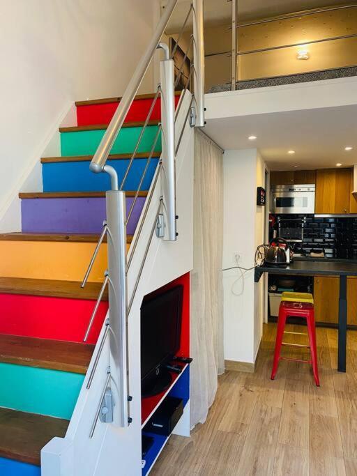 Apartment Cosy Mezzanine Avec Terrasse Proche Mer Nice
