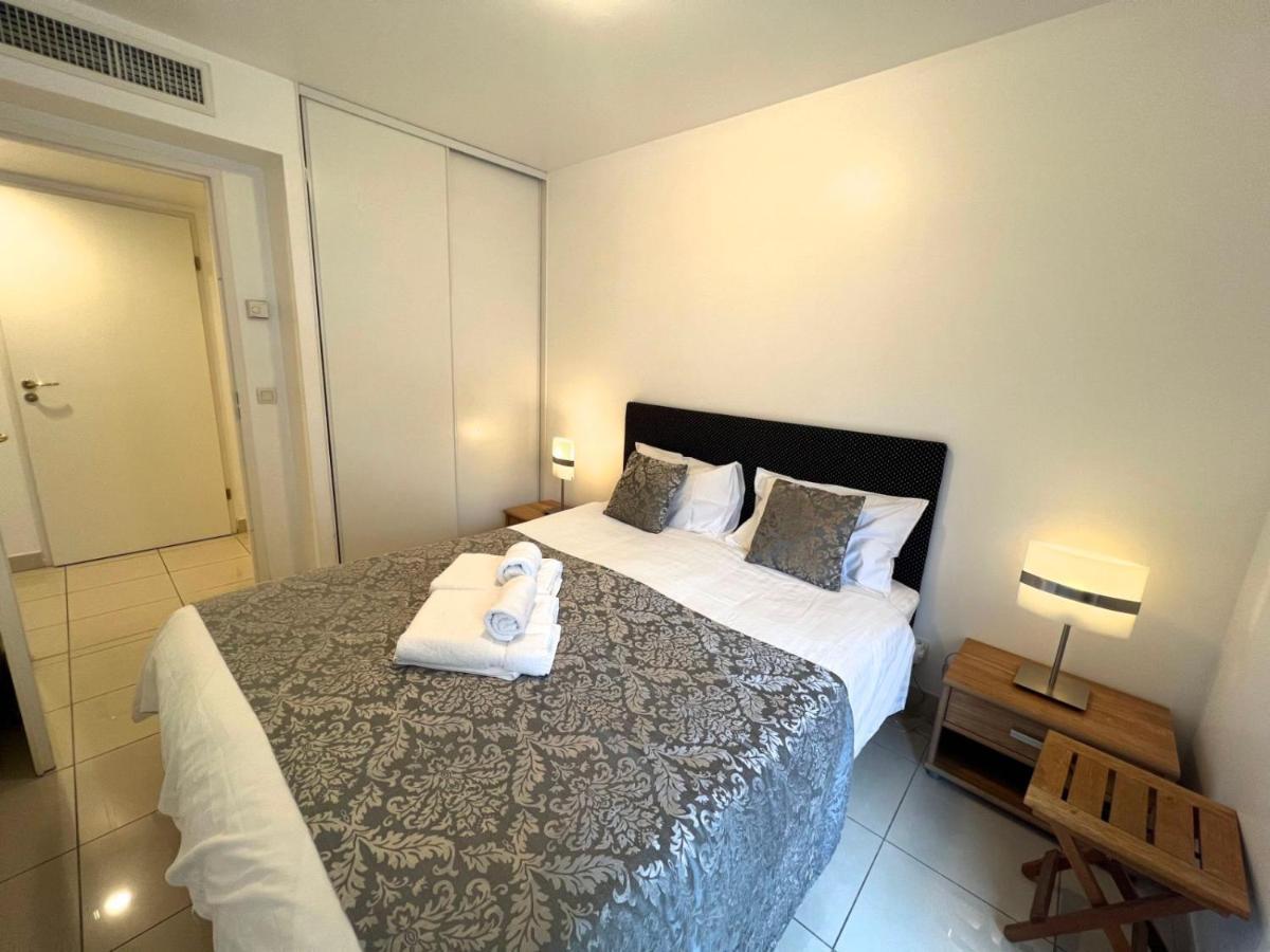 Apartment Sunlight - Mirage - With Parking And Terrace