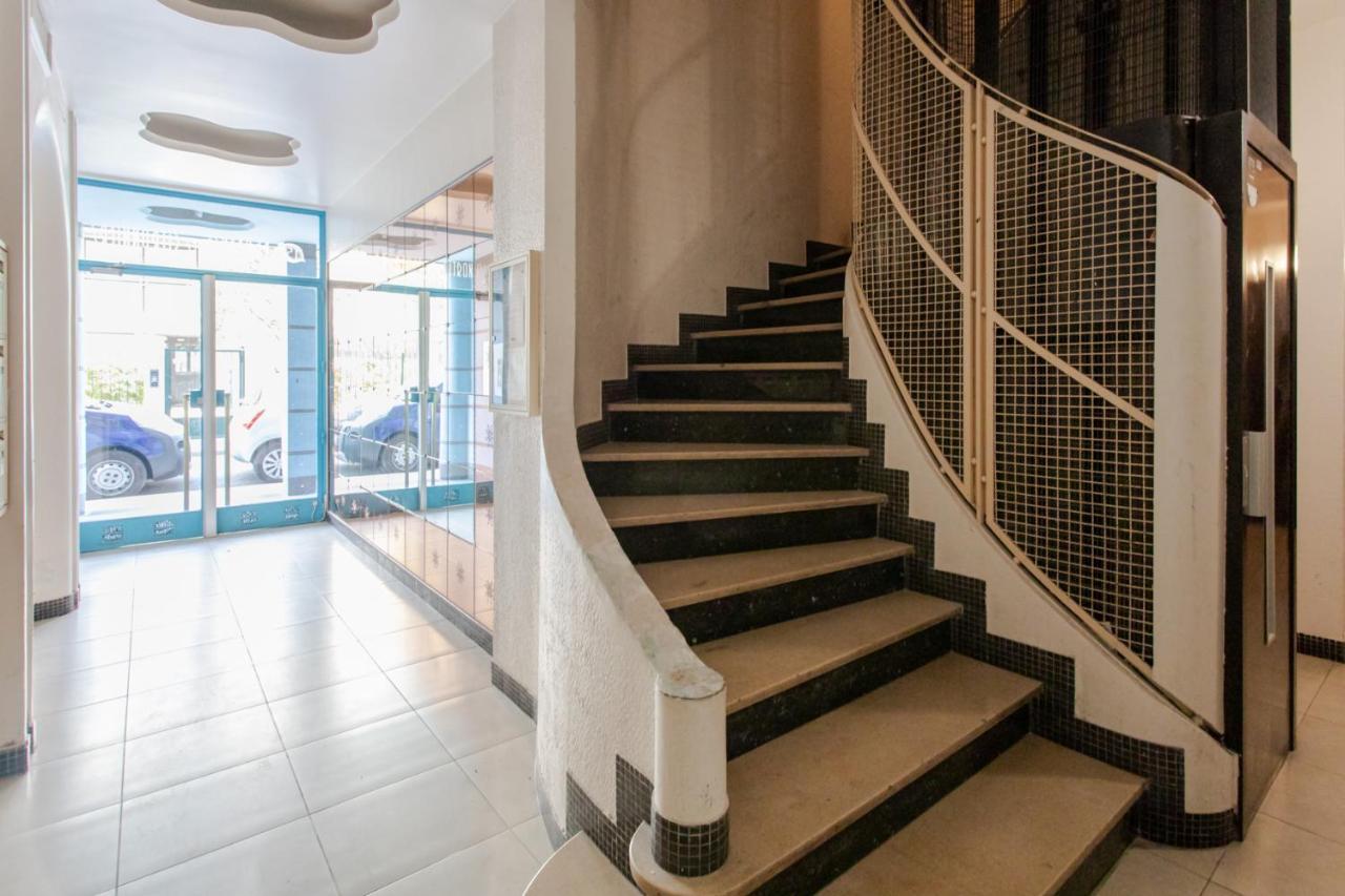 Apartment Beautiful , 3 Min Walk , Free Parking, Near Negresco Nice