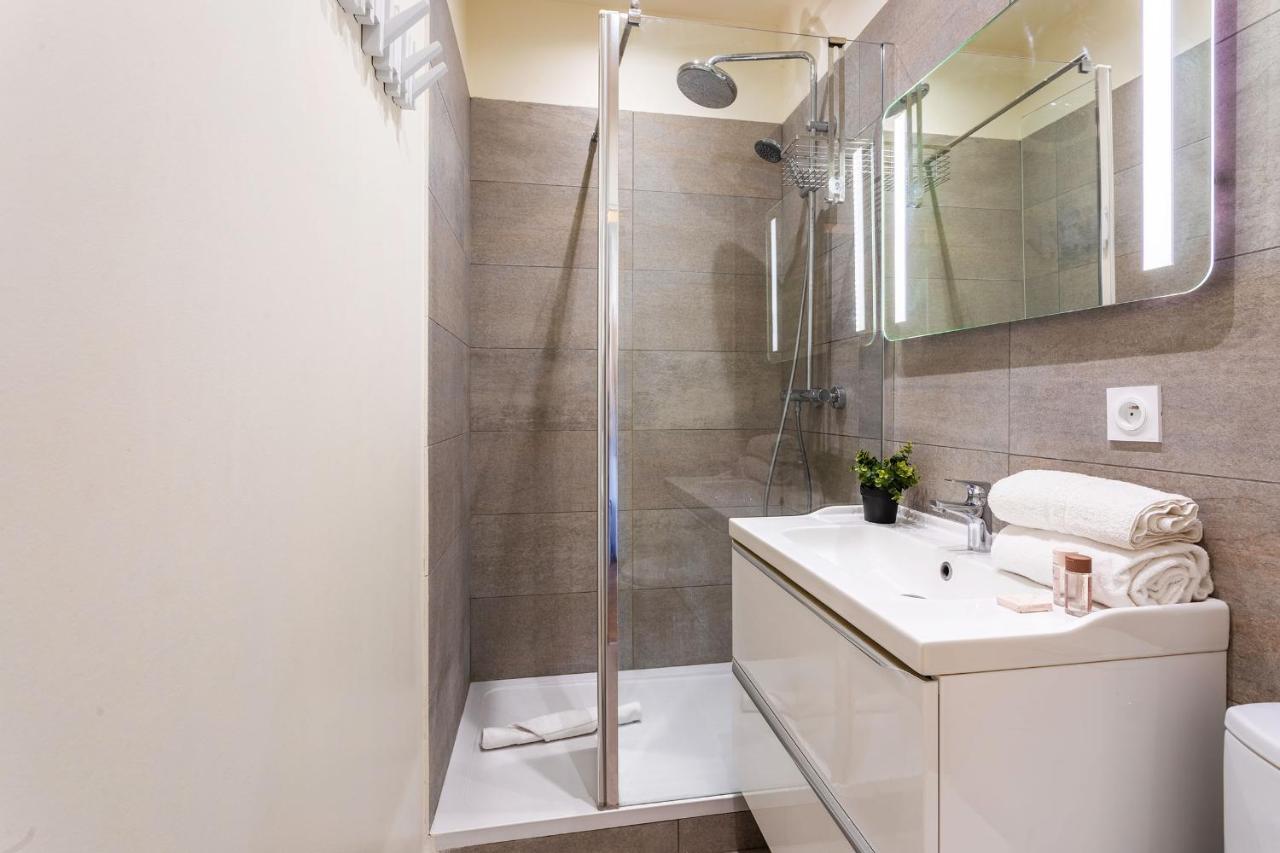 Le Rossini Ap4228 By Riviera Homes *