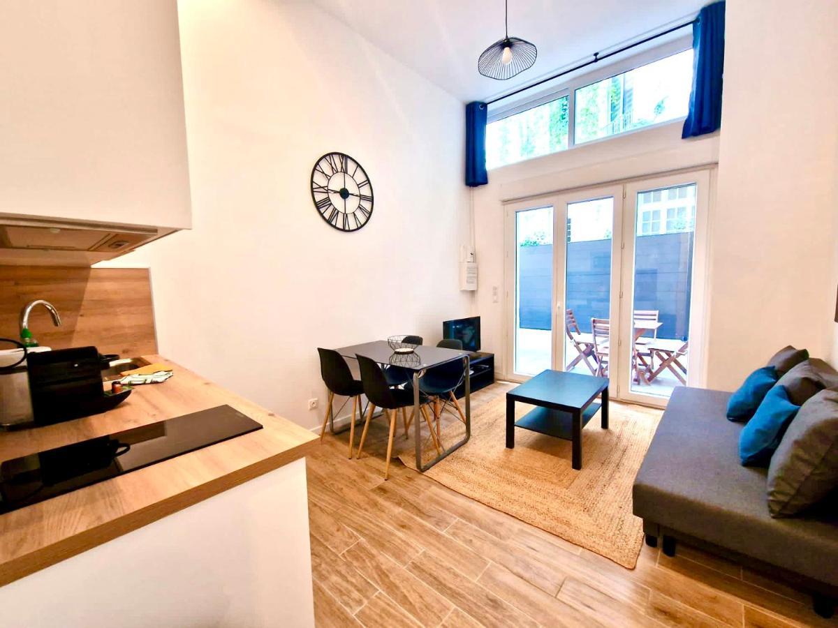 Petite Californie Apartment