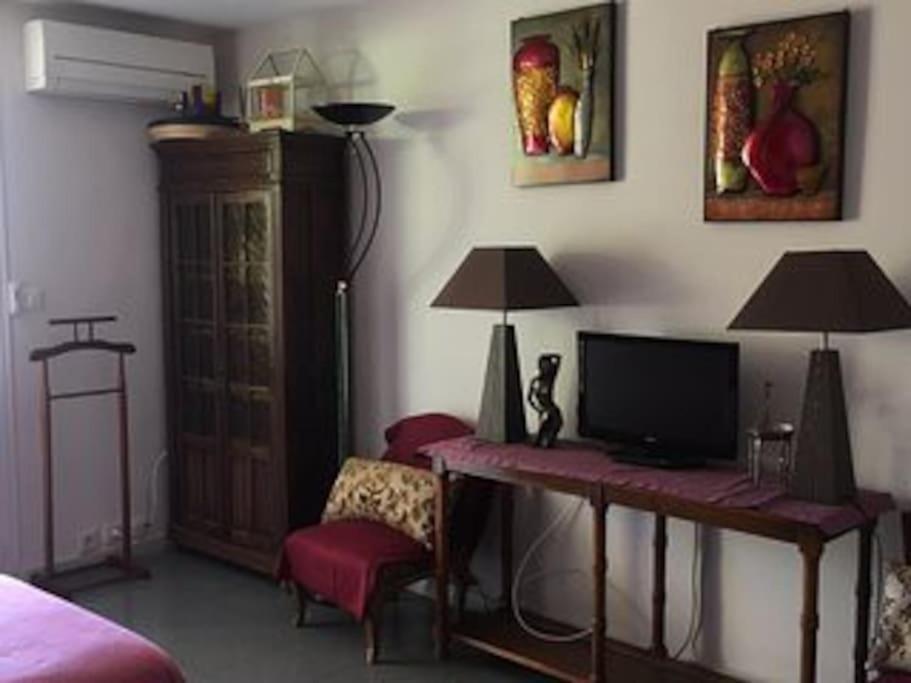 Apartment Centre, Piscine, Intime, En Ancienne Nice