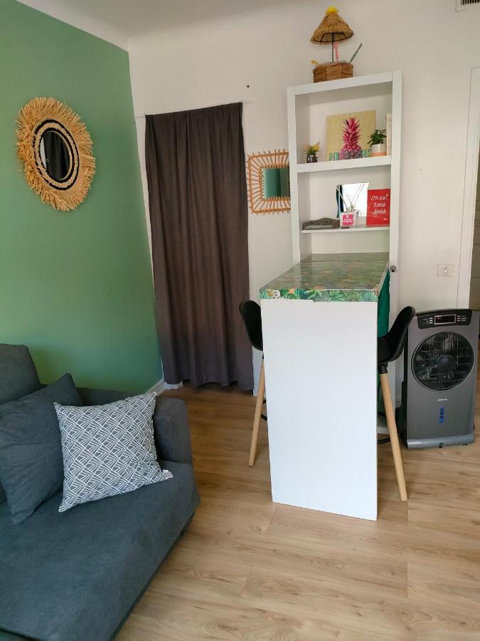 Apartment Avec Balcon A 7 Min Du Port Et De Garibaldi *