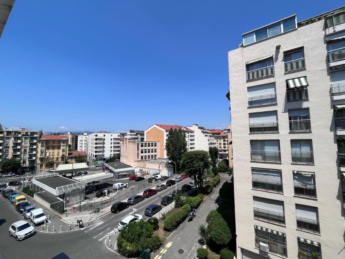 Apartment Terrasse Et Parking Prive *