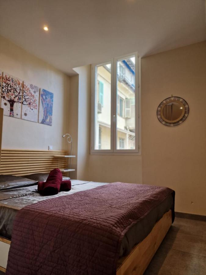 Alexandre Mari Apartment *