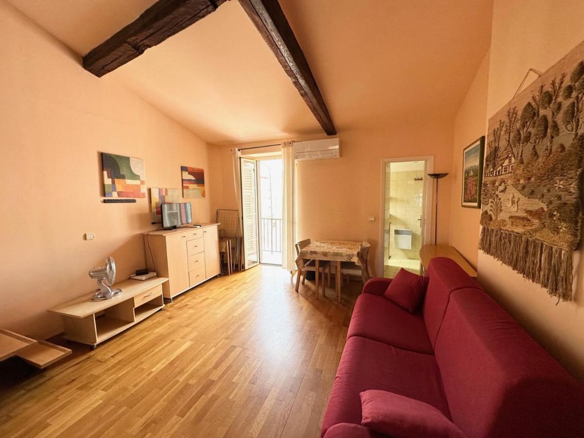 Apartment 3 Massena *