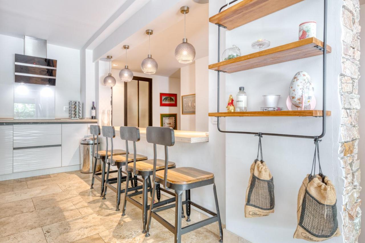 Peaceful Haven, Terrace In *