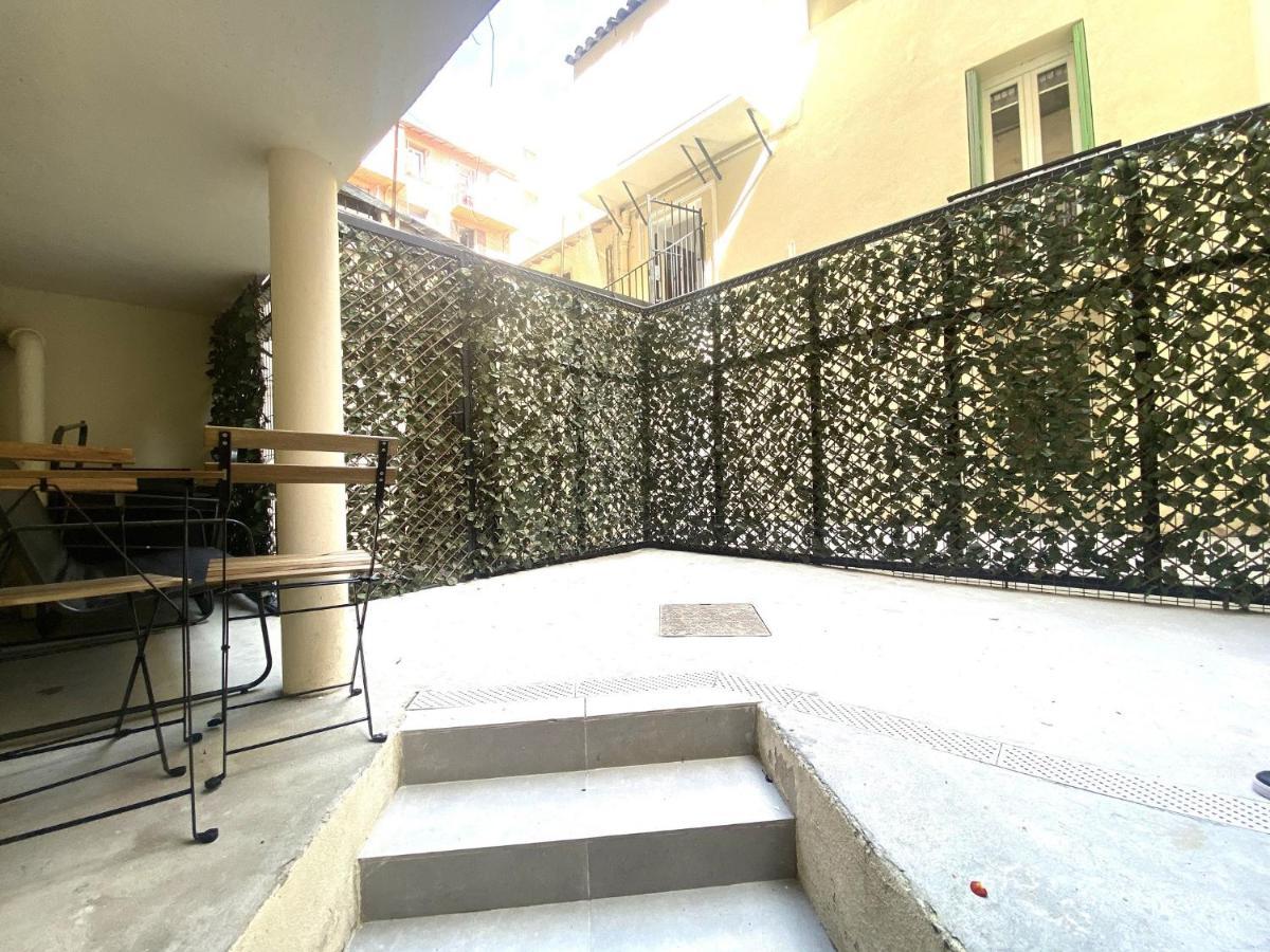 Apartment Republique Centre A1